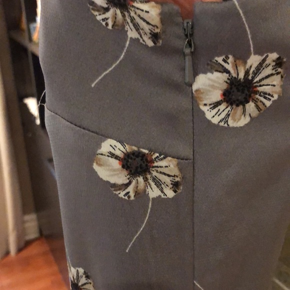 Banana Republic asymmetrical sleeveless dress - Picture 2 of 11